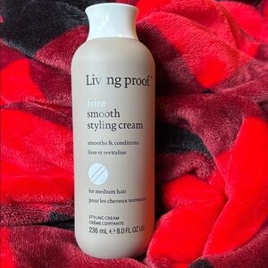 Living Proof Frizz Smooth Styling product - Beige